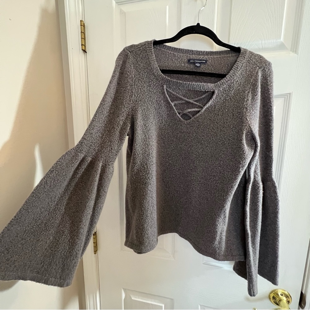 (3 for $20) Gray V Neck Lace Up Bell Sleeve Long Sleeve American Eagle